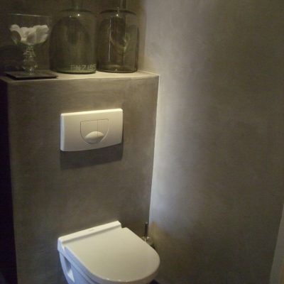 Toilet in middengrijs Beton Ciré